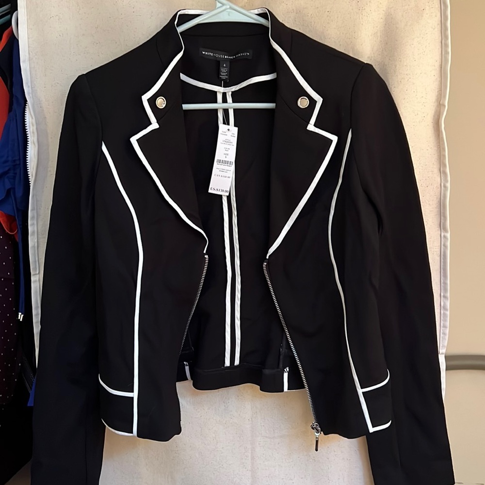 WHBM cropped jacket with white trim